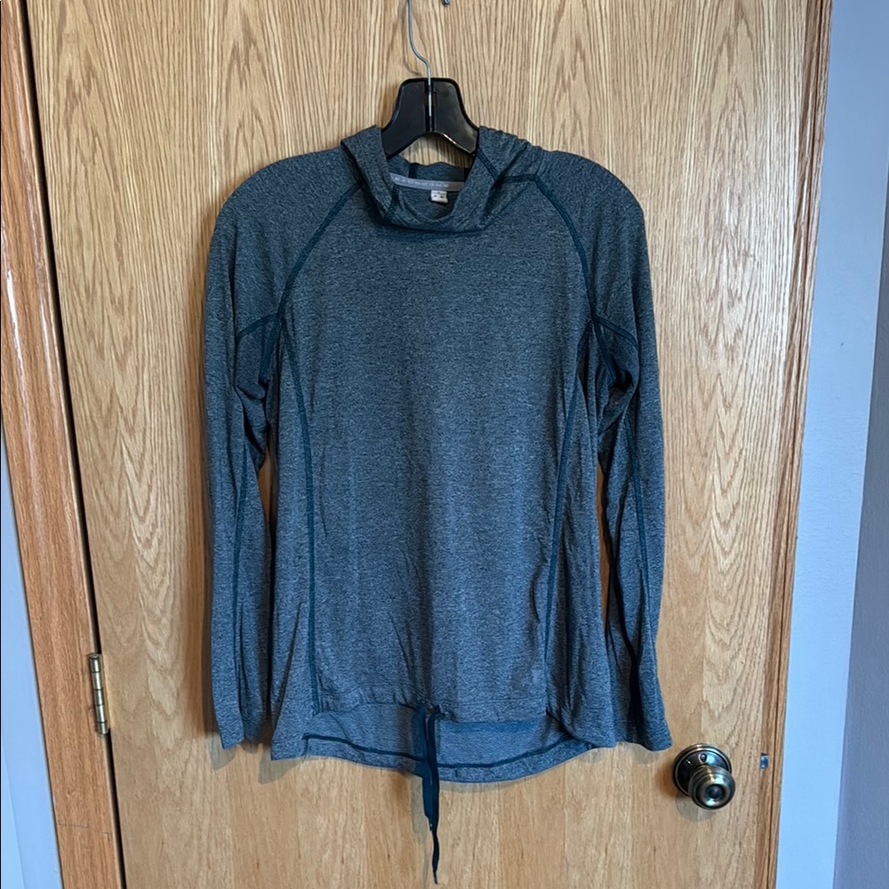 Under Armour teal hooded long sleeve